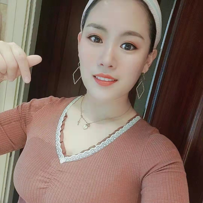 蜜&糖的第一张照片--南充相亲服务中心