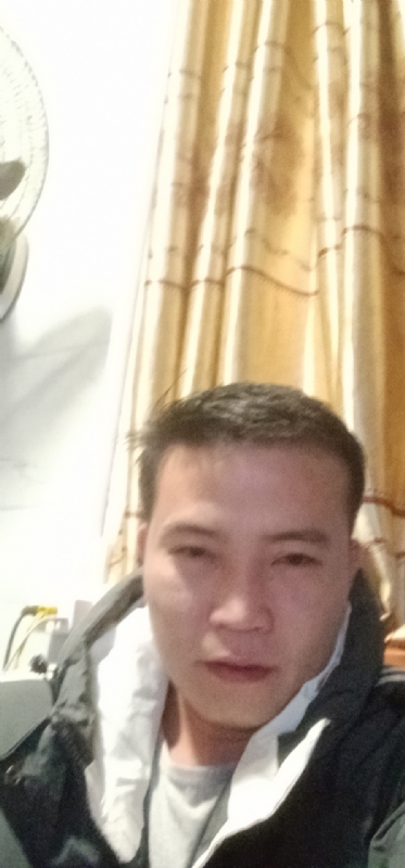 一个人的烟火的第一张照片--南充相亲服务中心
