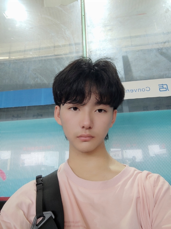 钱嘉豪的第二张照片--南充相亲服务中心