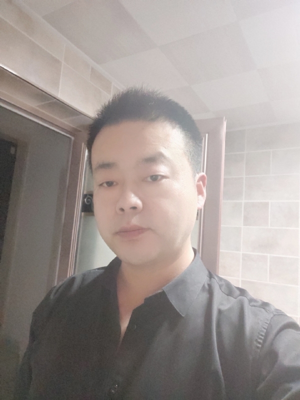yangyongpingaoi的第二张照片--南充相亲服务中心
