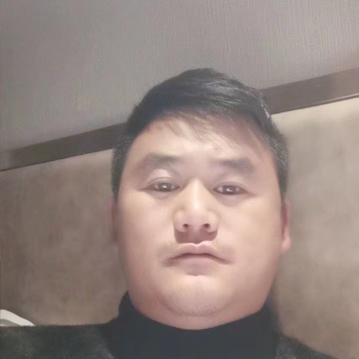 奔跑的第一张照片--南充相亲服务中心