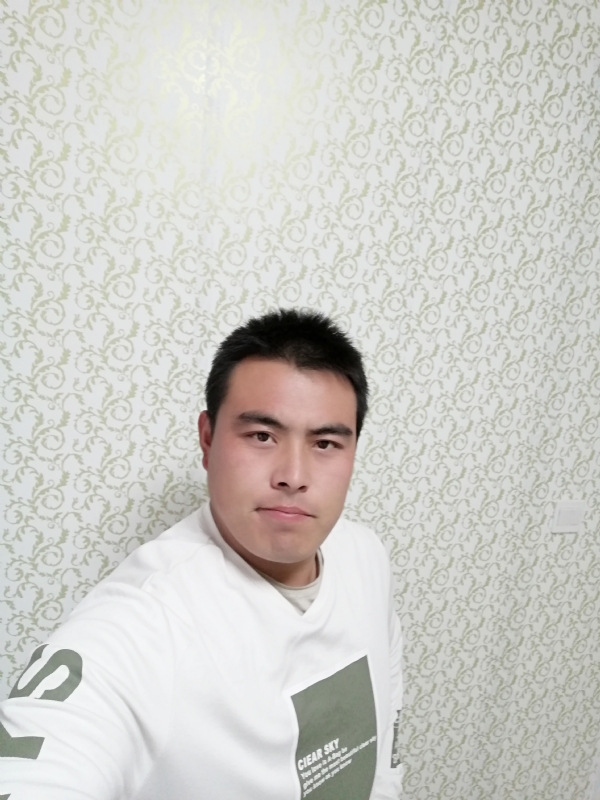 看草莓在跳舞的第一张照片--南充相亲服务中心
