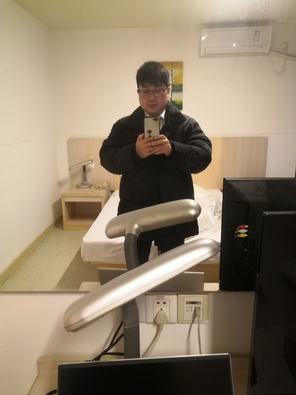胡先生的第二张照片--南充相亲服务中心