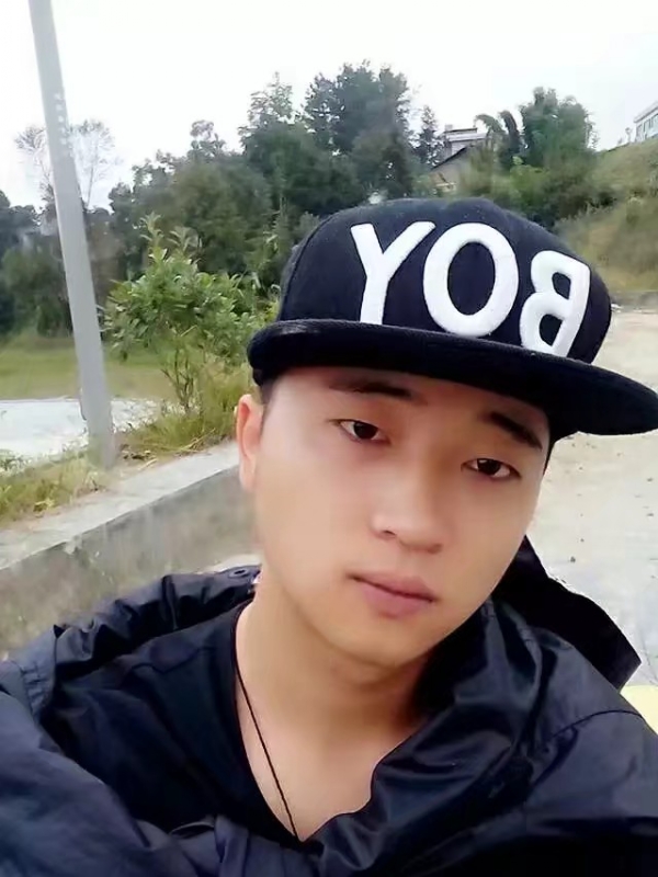 南来北往的第一张照片--南充相亲服务中心