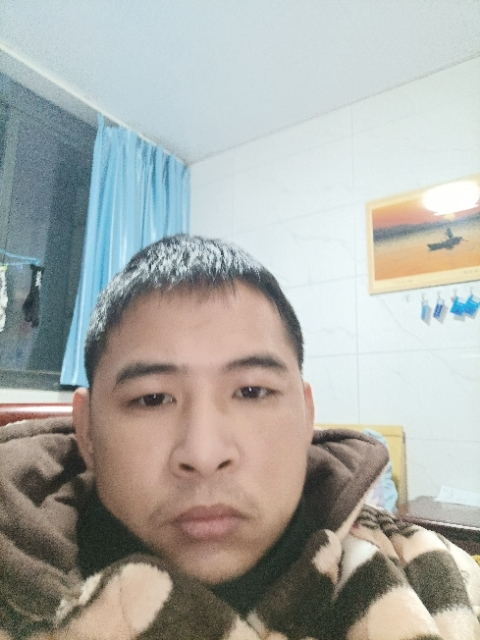 寂寞的第一张照片--南充相亲服务中心