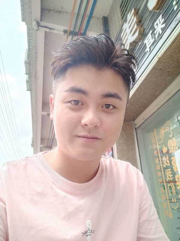 李健诚的第一张照片--南充相亲服务中心