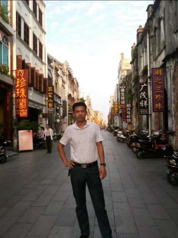 爱生活爱健康的第一张照片--南充相亲服务中心