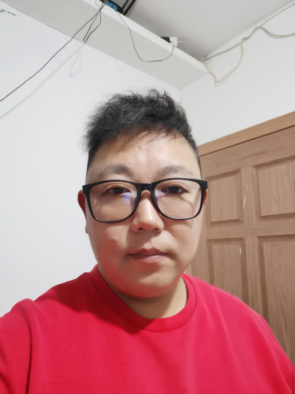开山的第一张照片--南充相亲服务中心