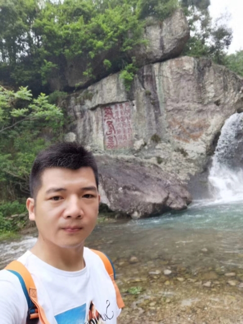 愿得一人心的第一张照片--南充相亲服务中心