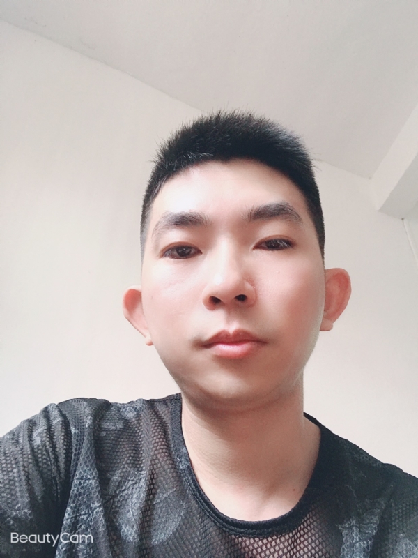 诚恳的第一张照片--南充相亲服务中心