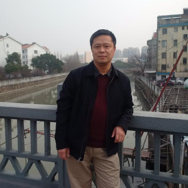 男士的第七张照片--南充相亲服务中心