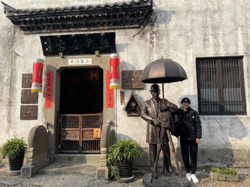 喝可乐的猫的第一张照片--南充相亲服务中心