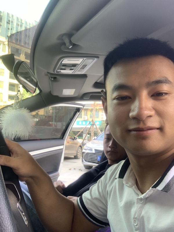 古有风琴的第三张照片--南充相亲服务中心