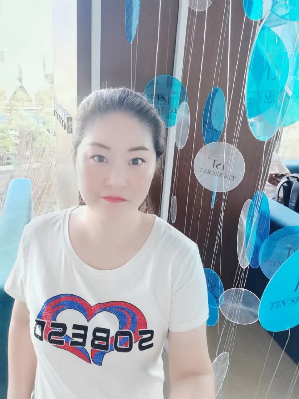 巷子里的童年的第一张照片--南充相亲服务中心
