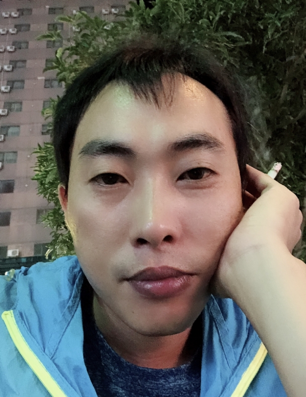 一直在路上的第一张照片--南充相亲服务中心