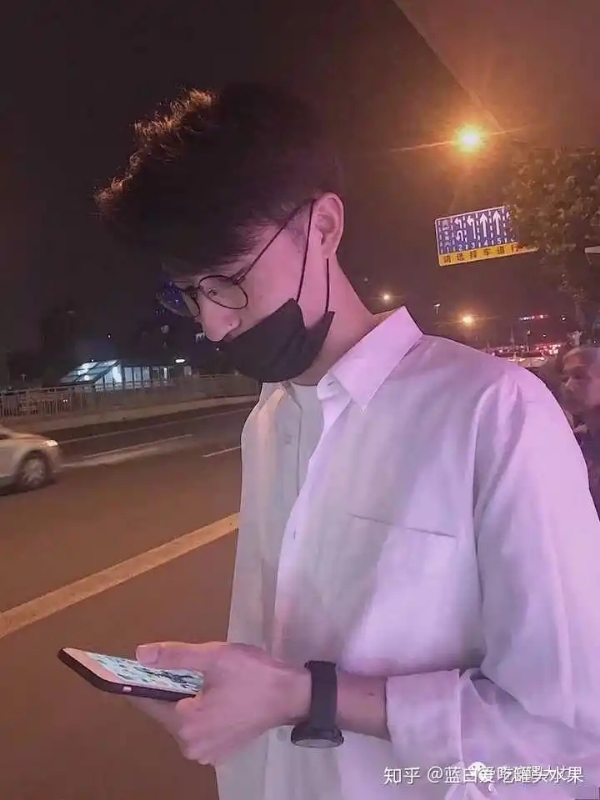 情圣的第一张照片--南充相亲服务中心