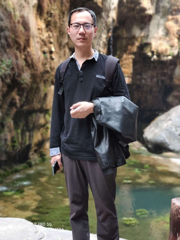 追日的第一张照片--南充相亲服务中心