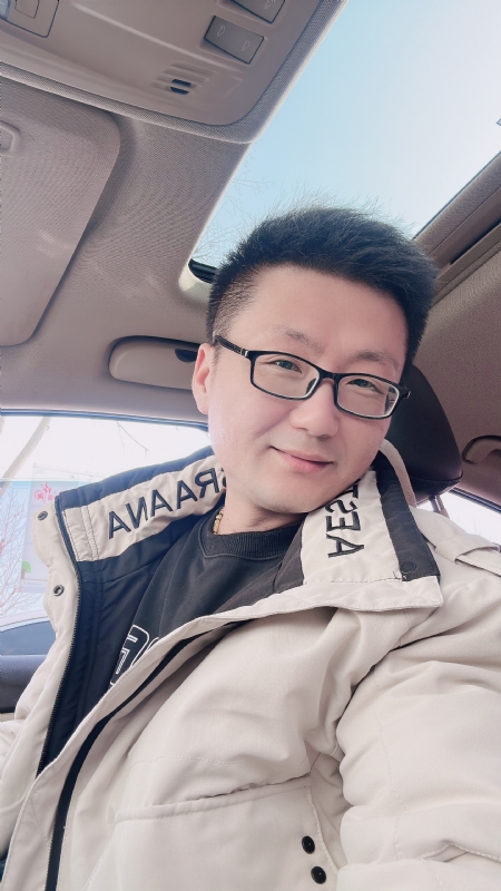 不离不弃的第二张照片--南充相亲服务中心