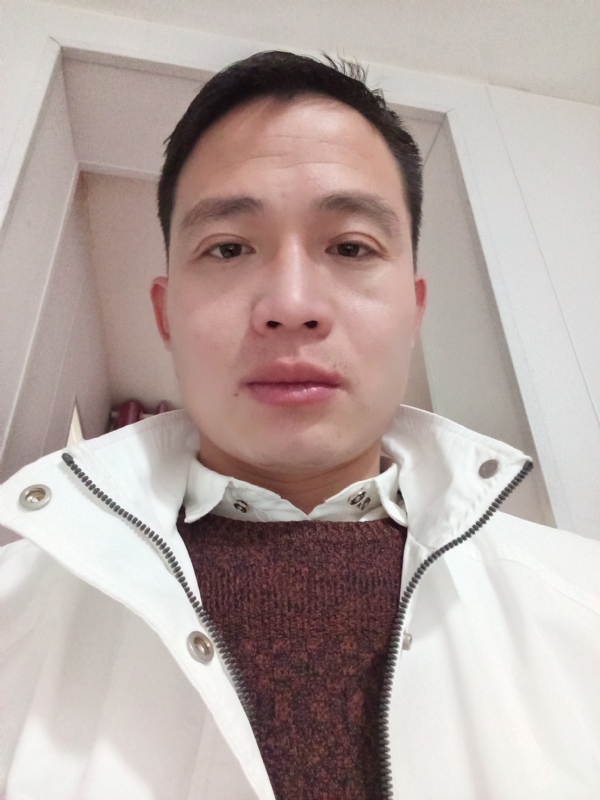 忧伤还是快乐的第一张照片--南充相亲服务中心