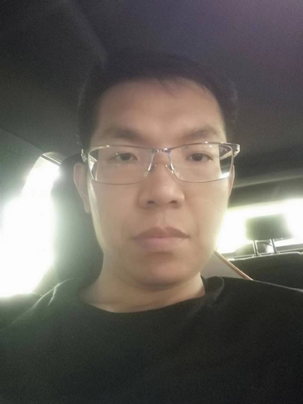 小黑包的第一张照片--南充相亲服务中心
