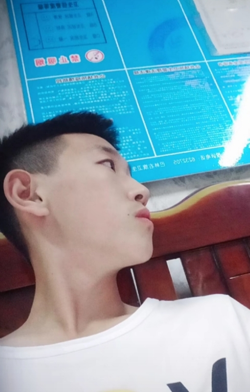 高一名的第二张照片--南充相亲服务中心