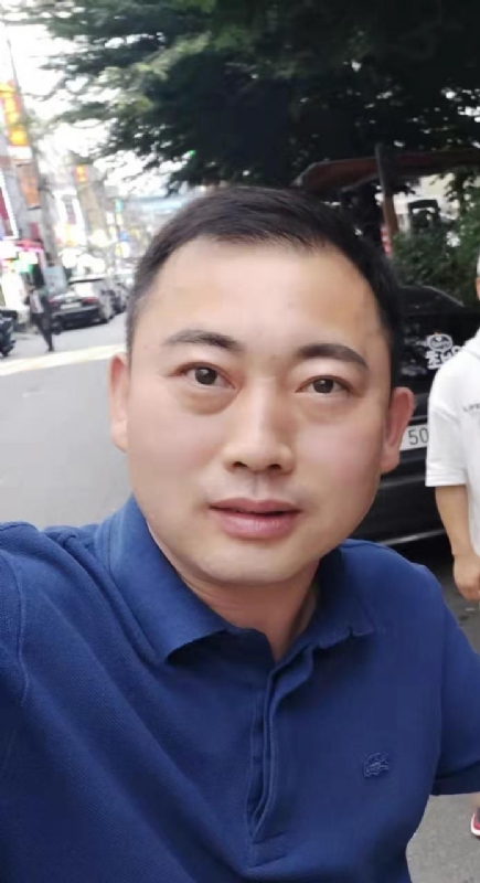 李龙的第一张照片--南充相亲服务中心