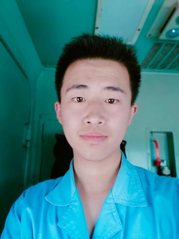生而为人的第一张照片--南充相亲服务中心