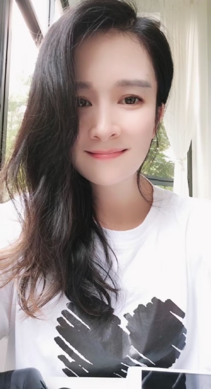 晨曦的第一张照片--南充相亲服务中心