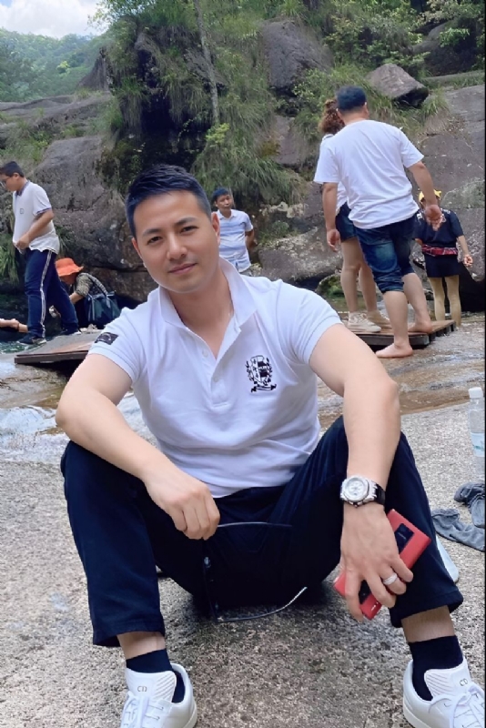 勿忘初心的第三张照片--南充相亲服务中心