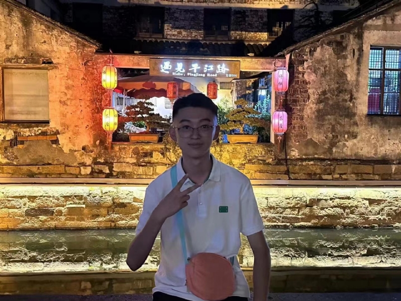 李四的第一张照片--南充相亲服务中心