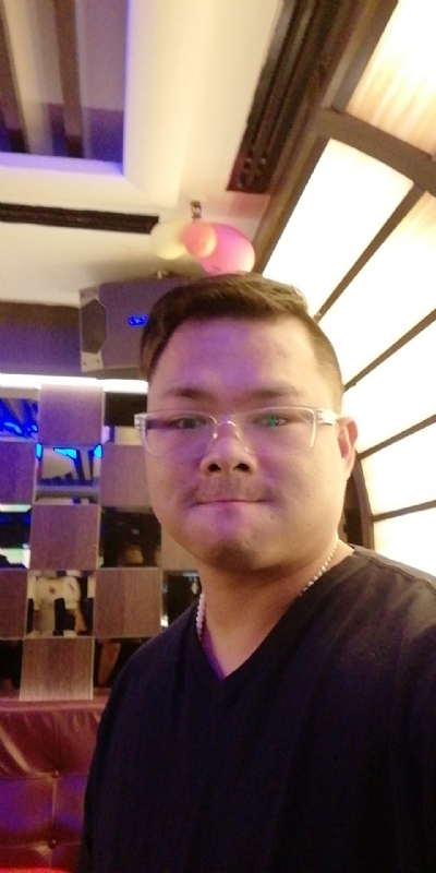 单名一个伟的第一张照片--南充相亲服务中心