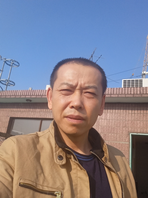 红尘逐浪的第一张照片--南充相亲服务中心