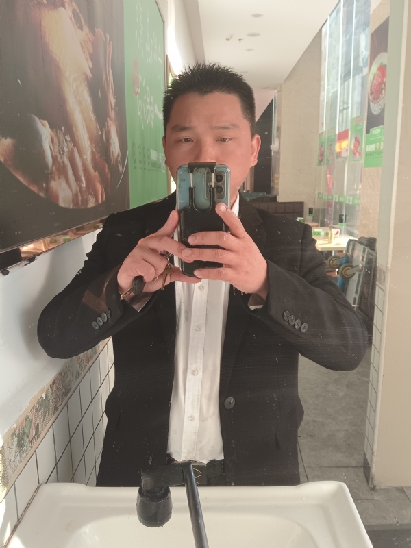 下一个我的第五张照片--南充相亲服务中心