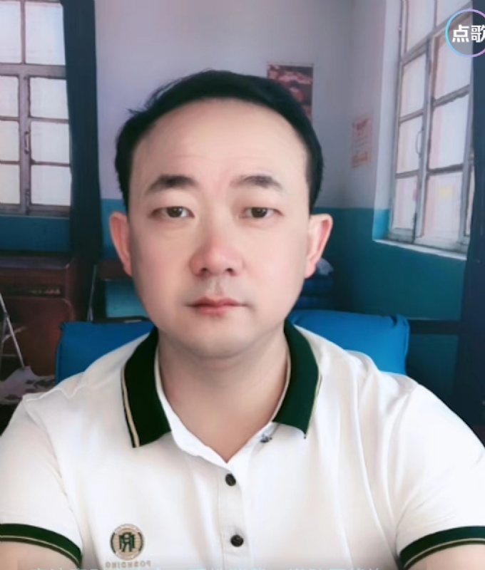 成秀才的第一张照片--南充相亲服务中心