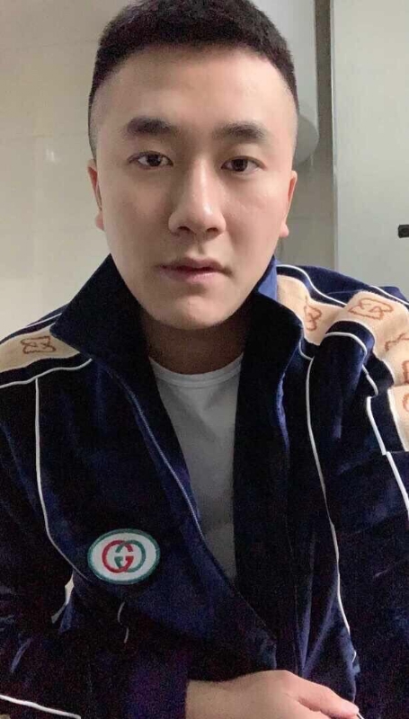 凌毅的第一张照片--南充相亲服务中心