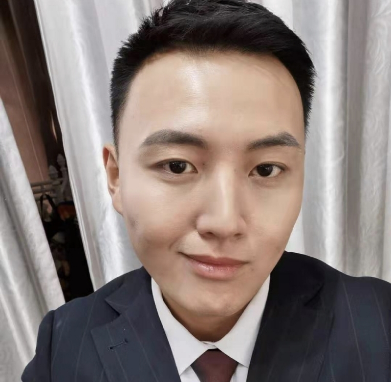 英俊潇洒的第二张照片--南充相亲服务中心