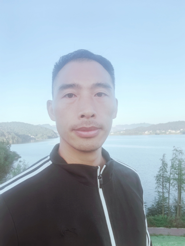 Runner的第一张照片--南充相亲服务中心
