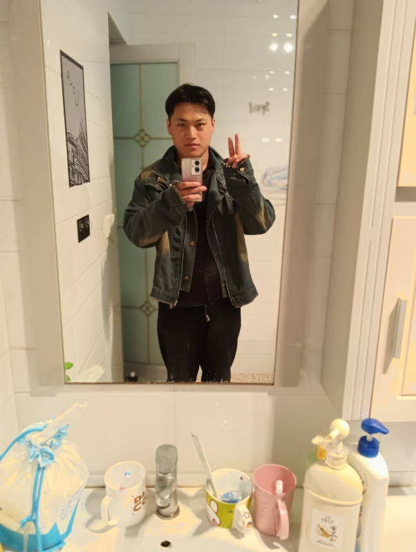 自律的MAN的第一张照片--南充相亲服务中心