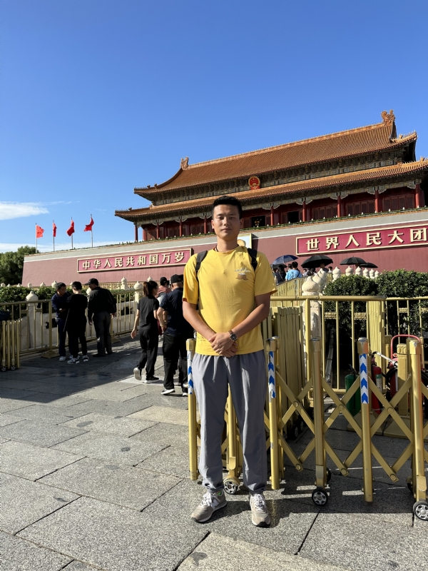 莫过于的第一张照片--南充相亲服务中心