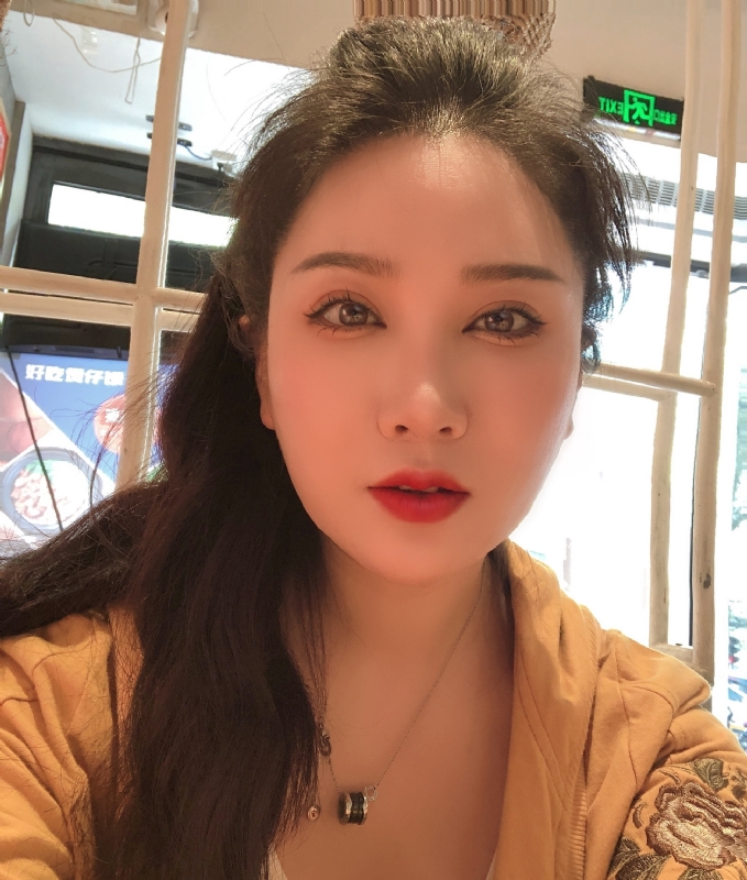 琳达的第二张照片--南充相亲服务中心