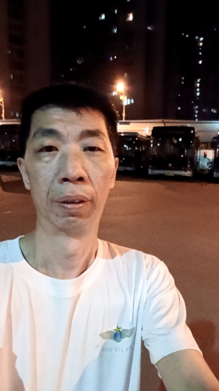 小丑的第一张照片--南充相亲服务中心