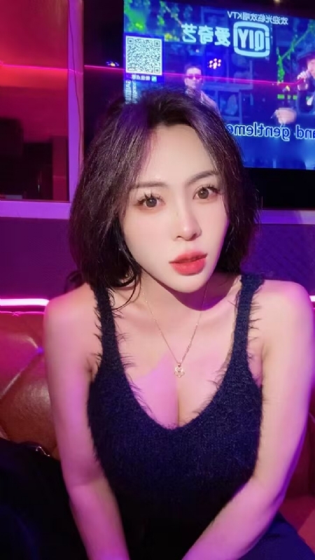 素素可月的第一张照片--南充相亲服务中心