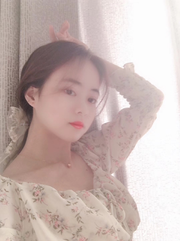 泡芙的第五张照片--南充相亲服务中心