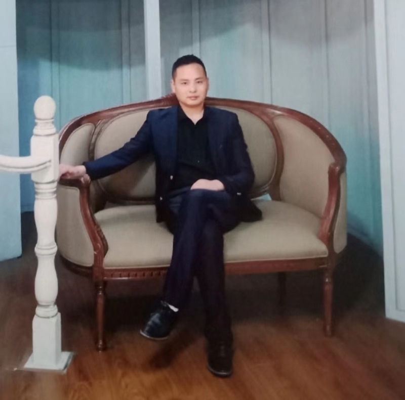 龙行天下的第二张照片--南充相亲服务中心