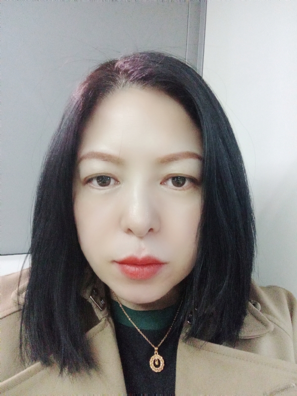 尘颜的第一张照片--南充相亲服务中心