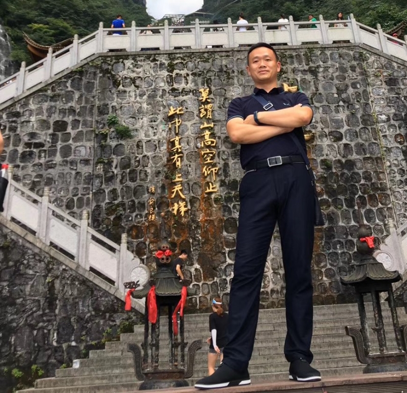 峰戈的第一张照片--南充相亲服务中心