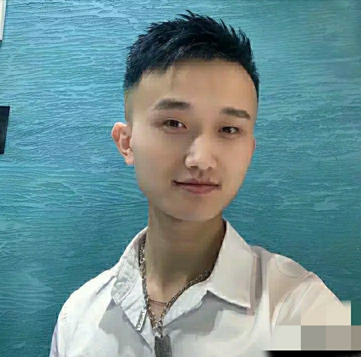 小哥哥的第一张照片--南充相亲服务中心