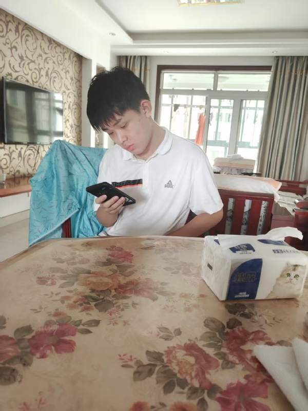 铁在烧的第一张照片--南充相亲服务中心
