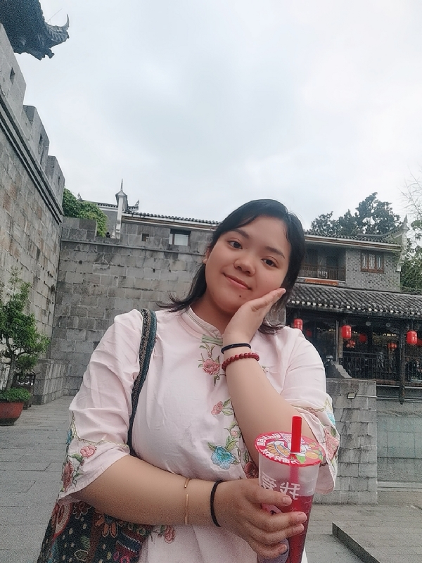 敏兮小沫的第二张照片--南充相亲服务中心