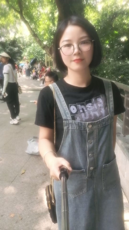 如燕的第二张照片--南充相亲服务中心
